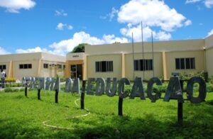 Prazo para entrega de documentos e efetivação de matrículas de novos alunos termina nesta terça, 27